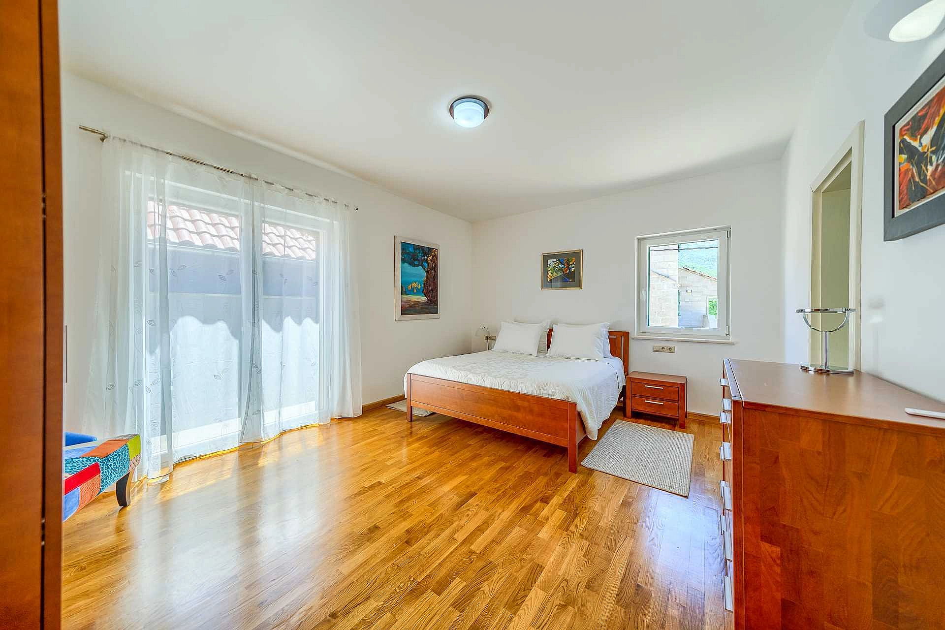 Villa Župa in Dalmatian Hinterland with private pool near Biokovo