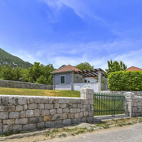 Villa Župa, Župa Biokovska