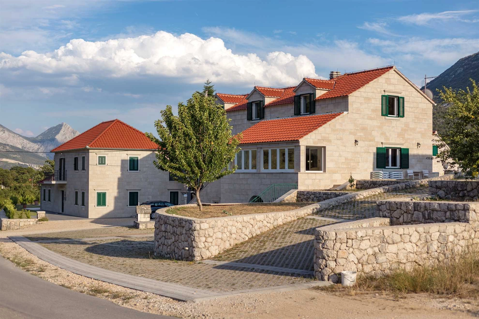 Ruhige Villa Roglic in Župa
