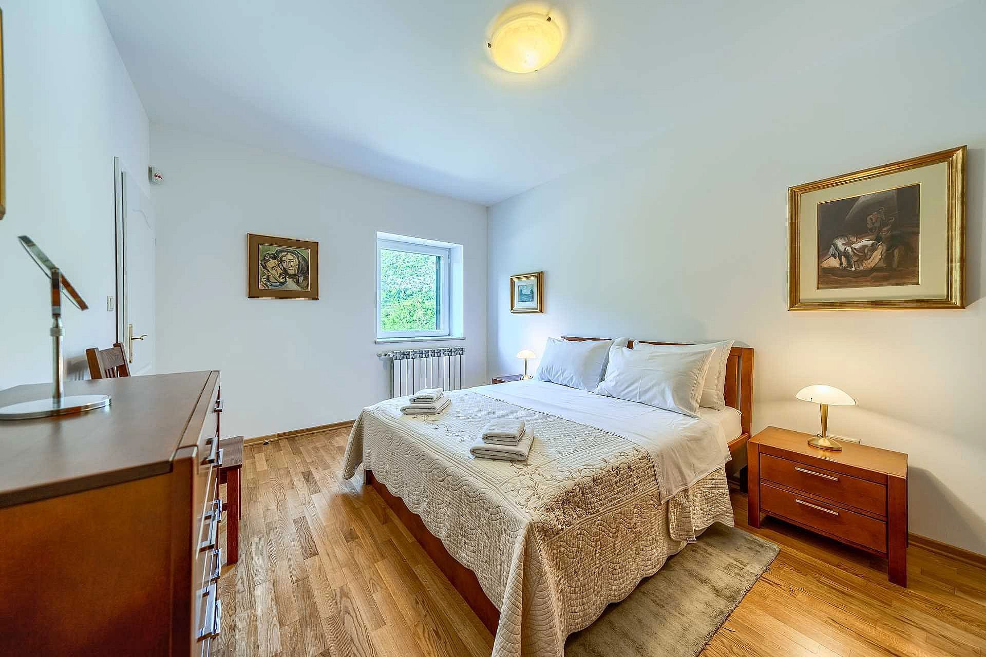 Villa Roglić in Dalmatian Hinterland with private pool, tennis, bocce and golf court