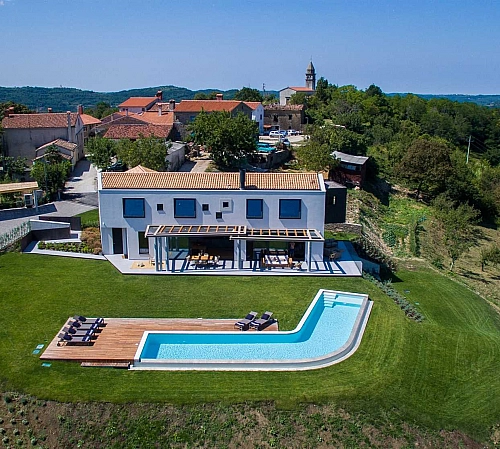 Orvas Villa 266