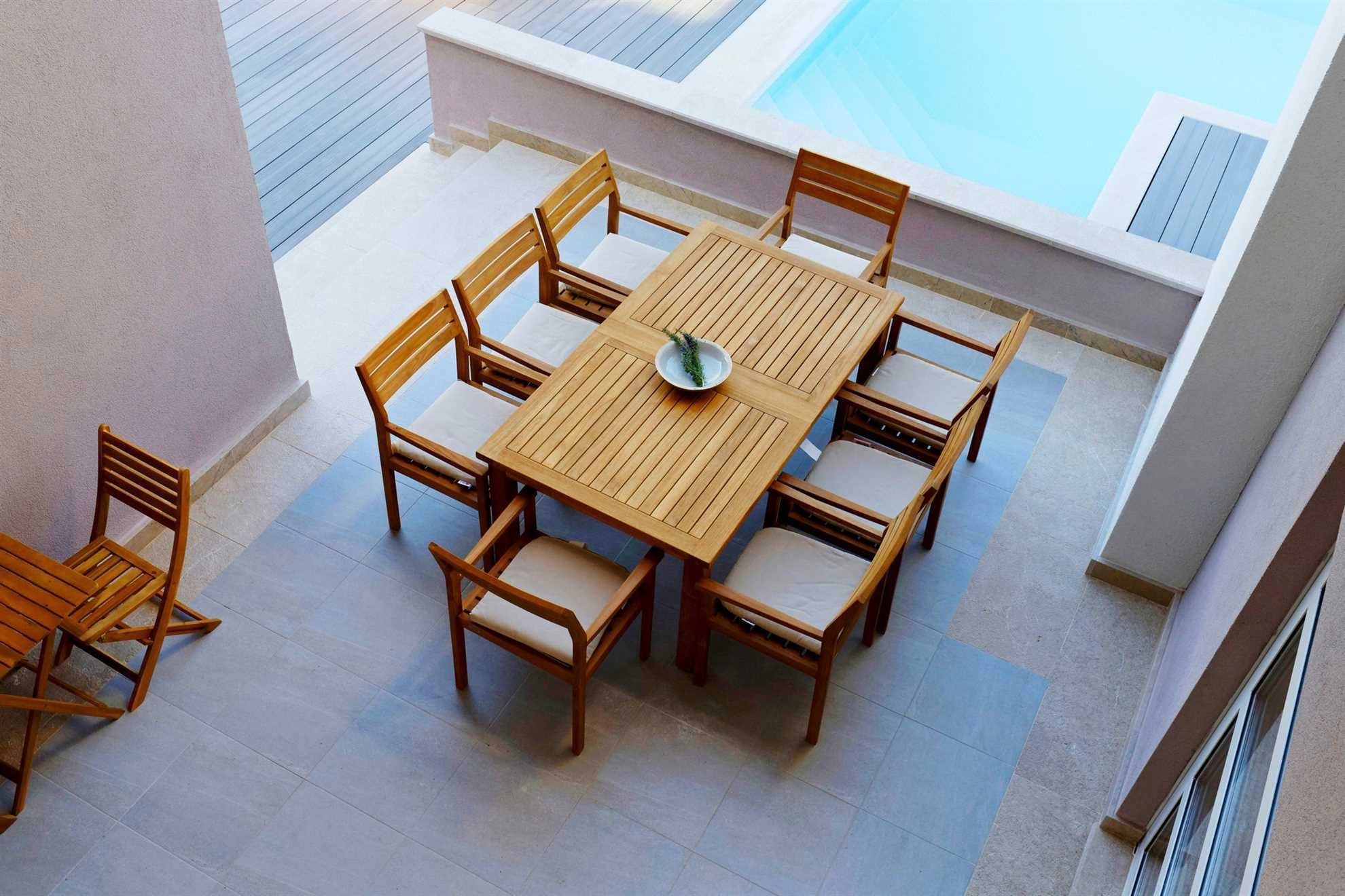 Villa Jure in Dalmatian Hinterland, pool, sauna, near Biokovo