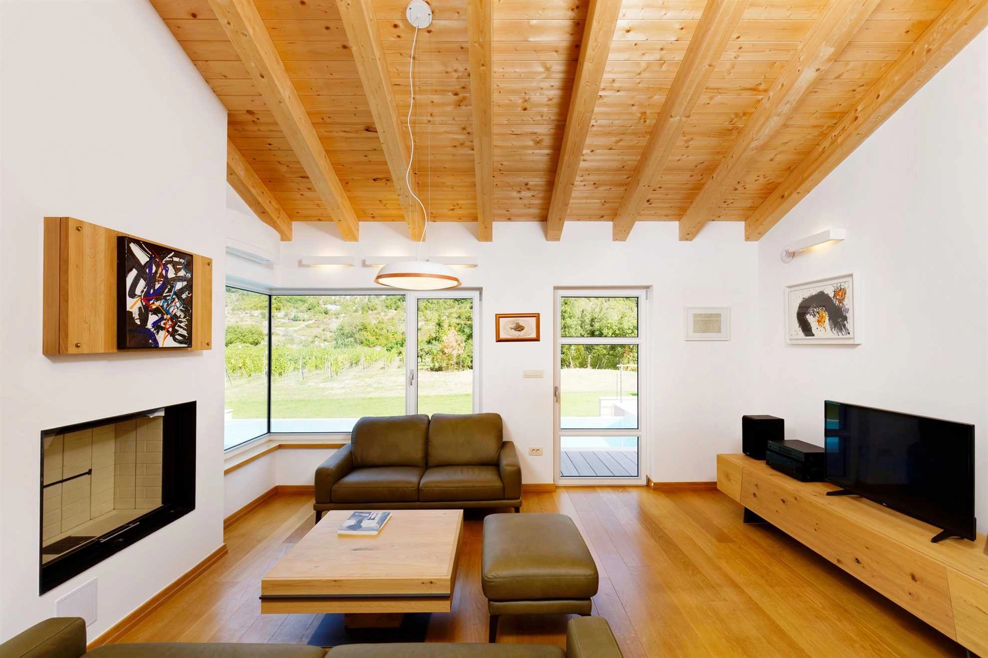 Villa Jure in Dalmatian Hinterland, pool, sauna, near Biokovo