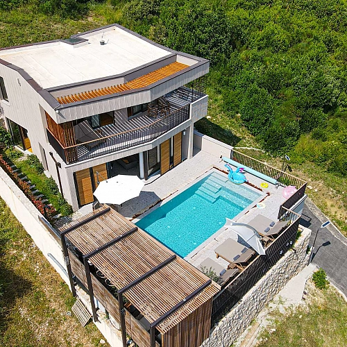 Orvas Villa 69