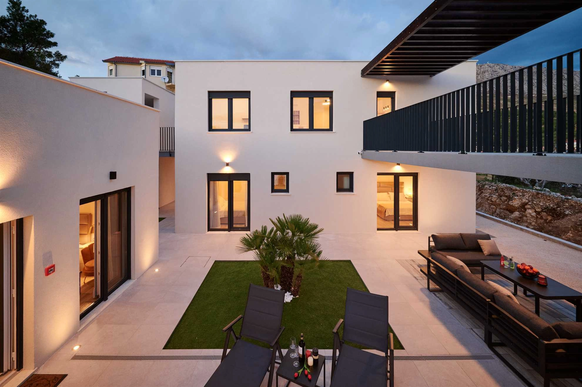 Villa Stella, Dugi Rat