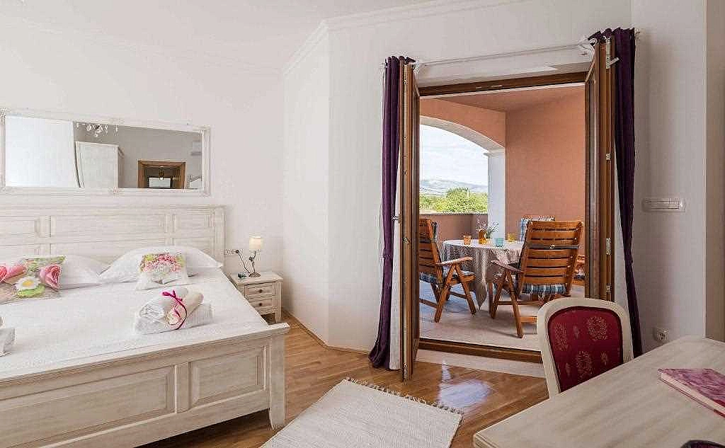 Villa Nature's Embrace