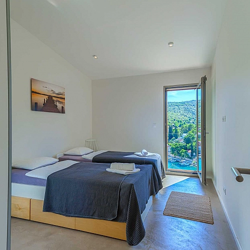 Villa Pine Haven