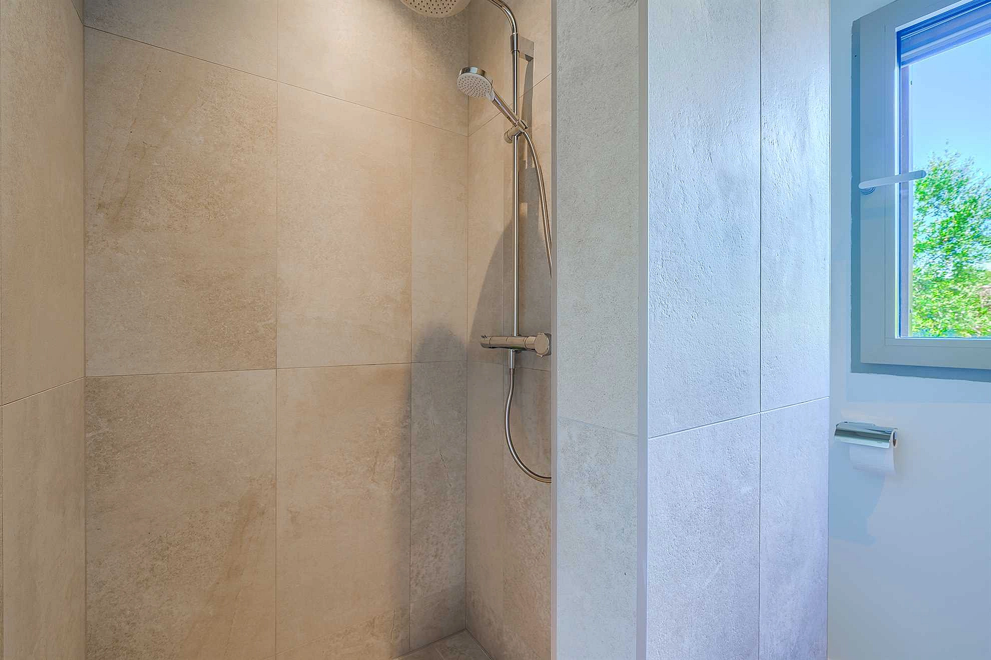 Pine Haven - Island Escape for two, private heated pool, Brac Island