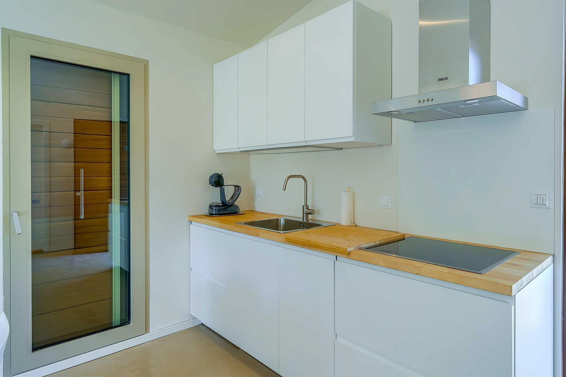 Pine Haven - Island Escape for two, private heated pool, Brac Island