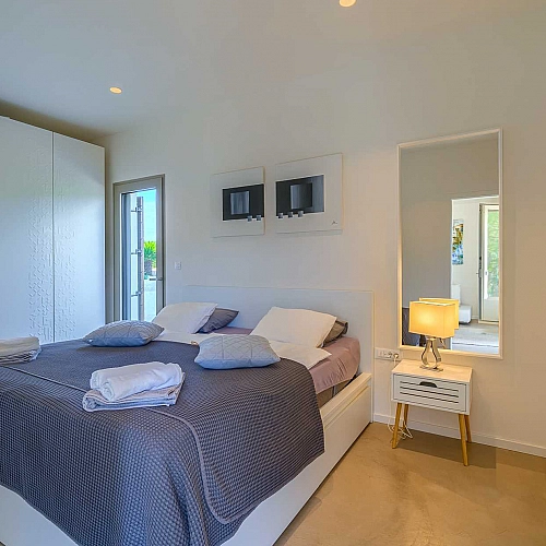 Pine Haven - Island Escape for two, private heated pool, Brac Island