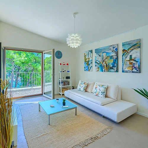 Pine Haven - Island Escape for two, private heated pool, Brac Island