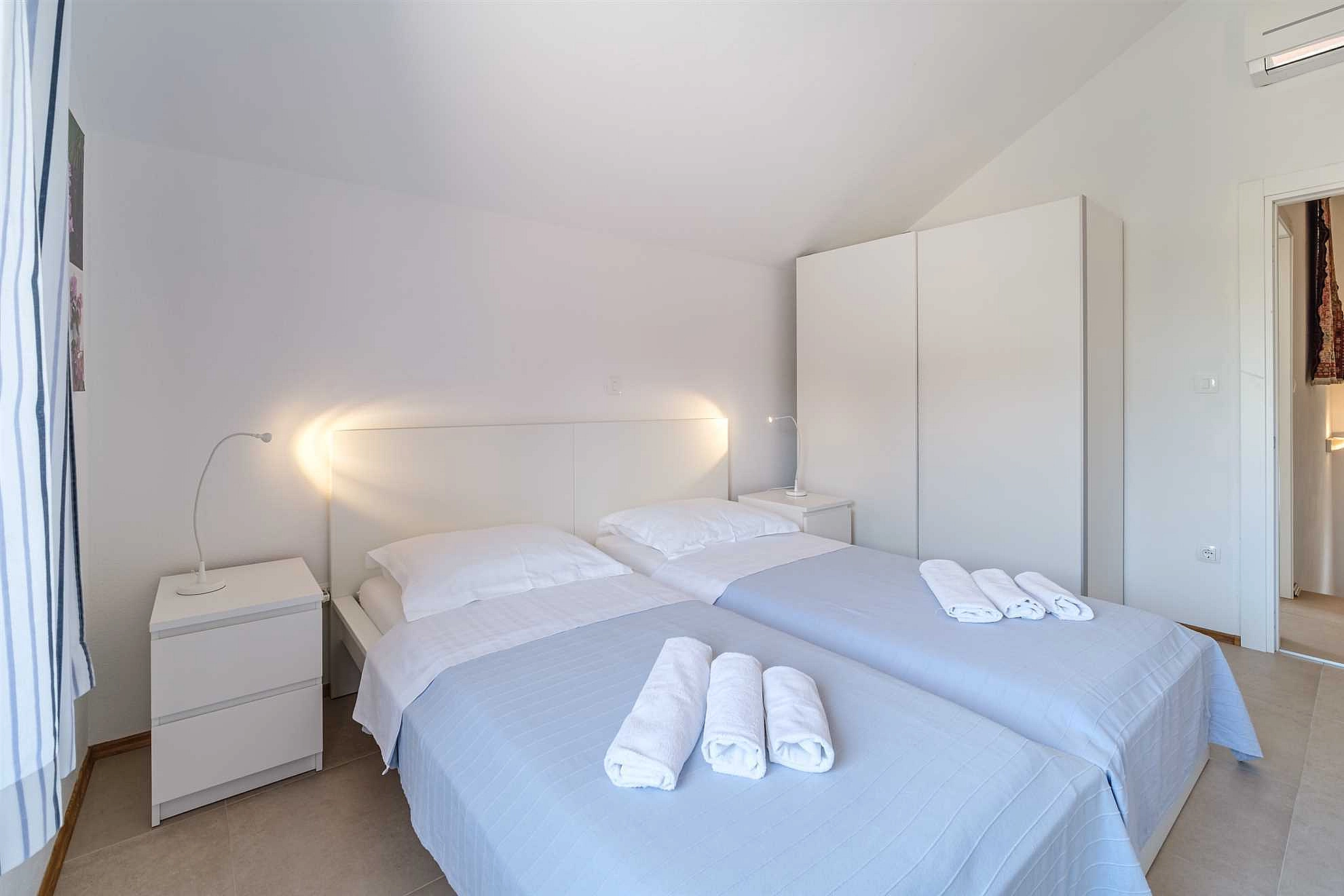 Villa Milna Bay, heated pool, Milna, Brač Island