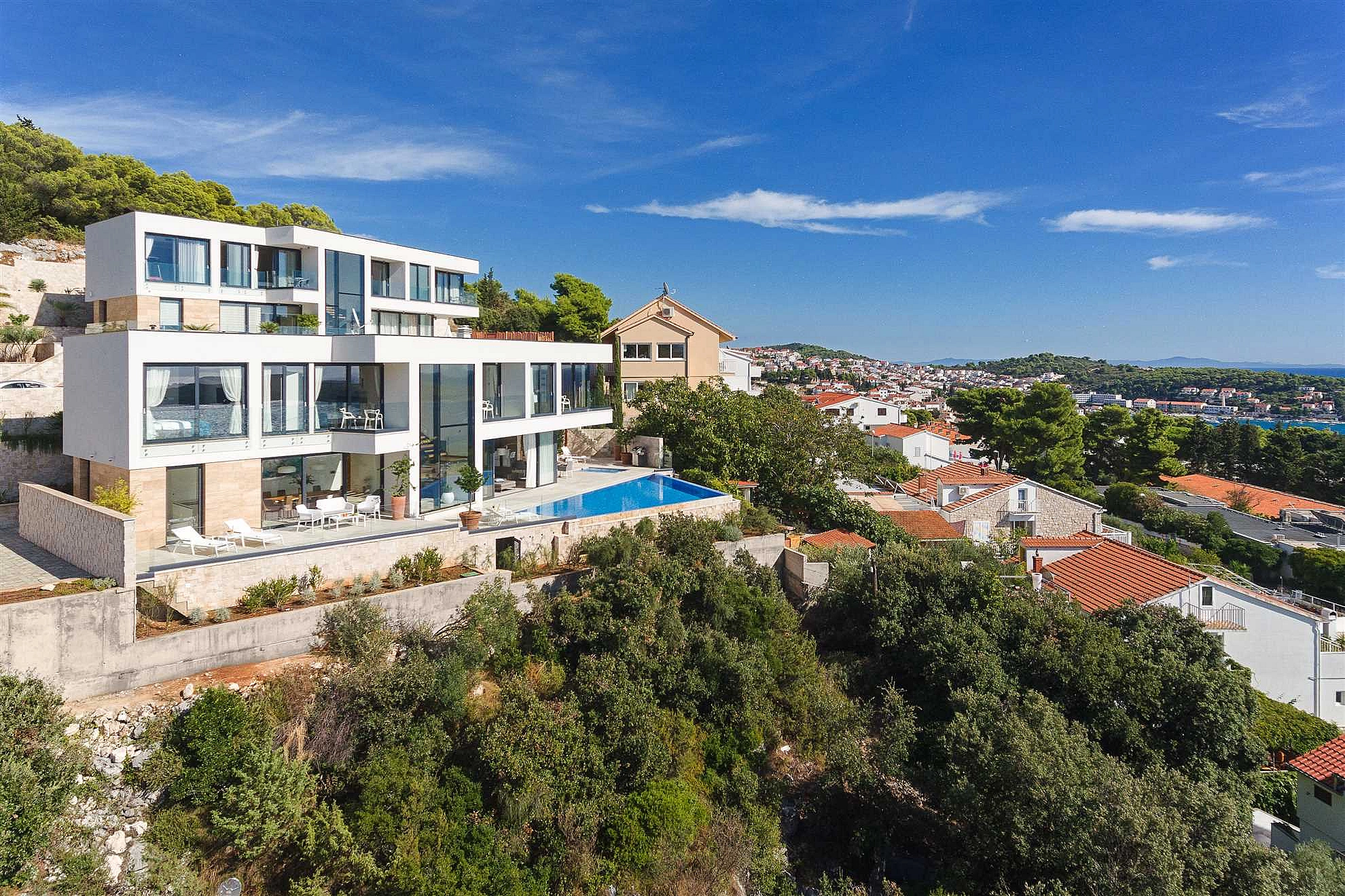 Orvas Villa 316