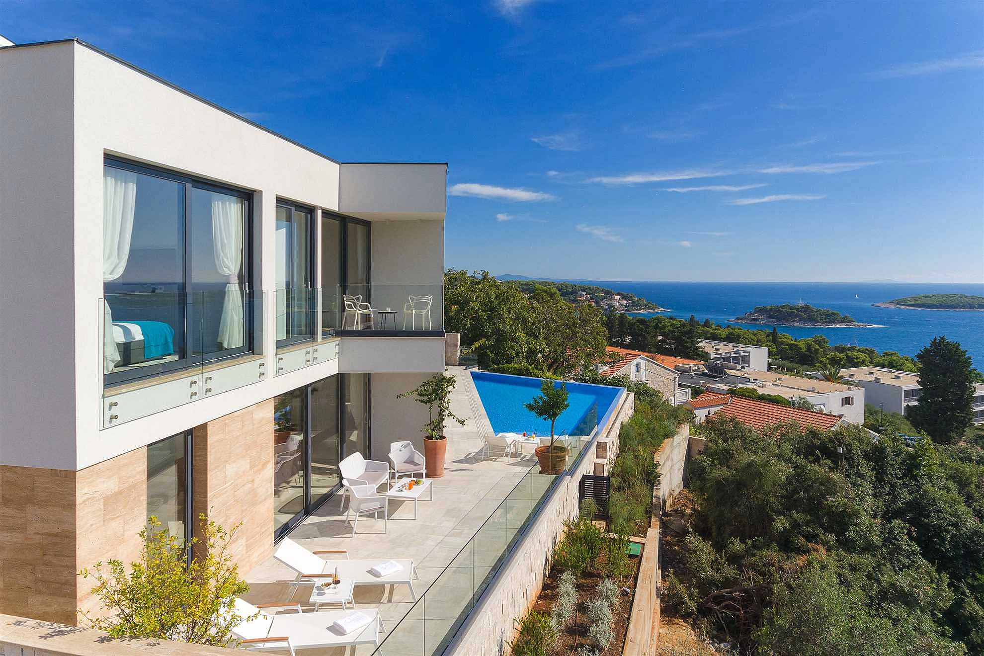 Orvas Villa 316