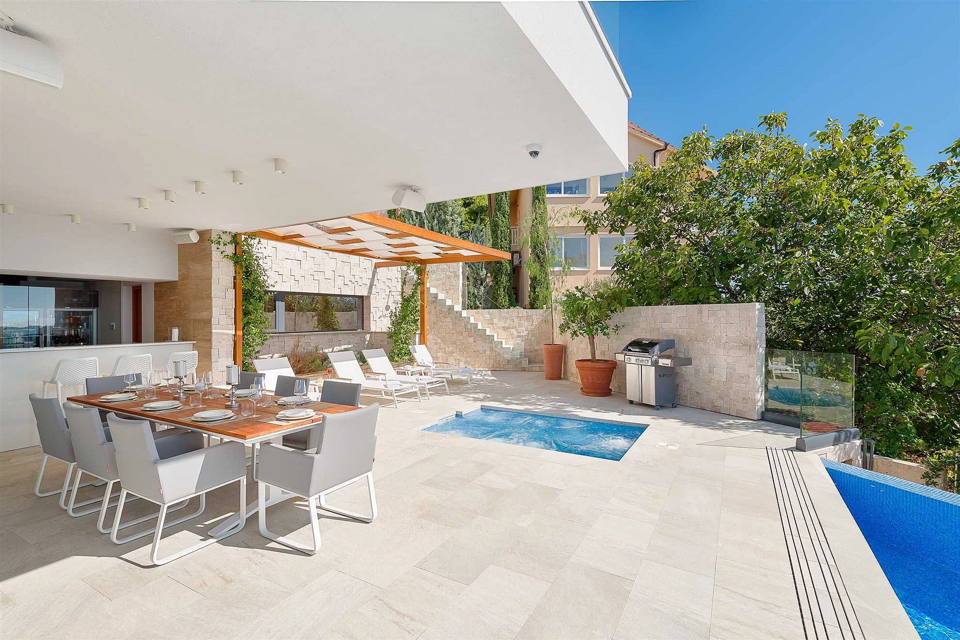 Orvas Villa 316