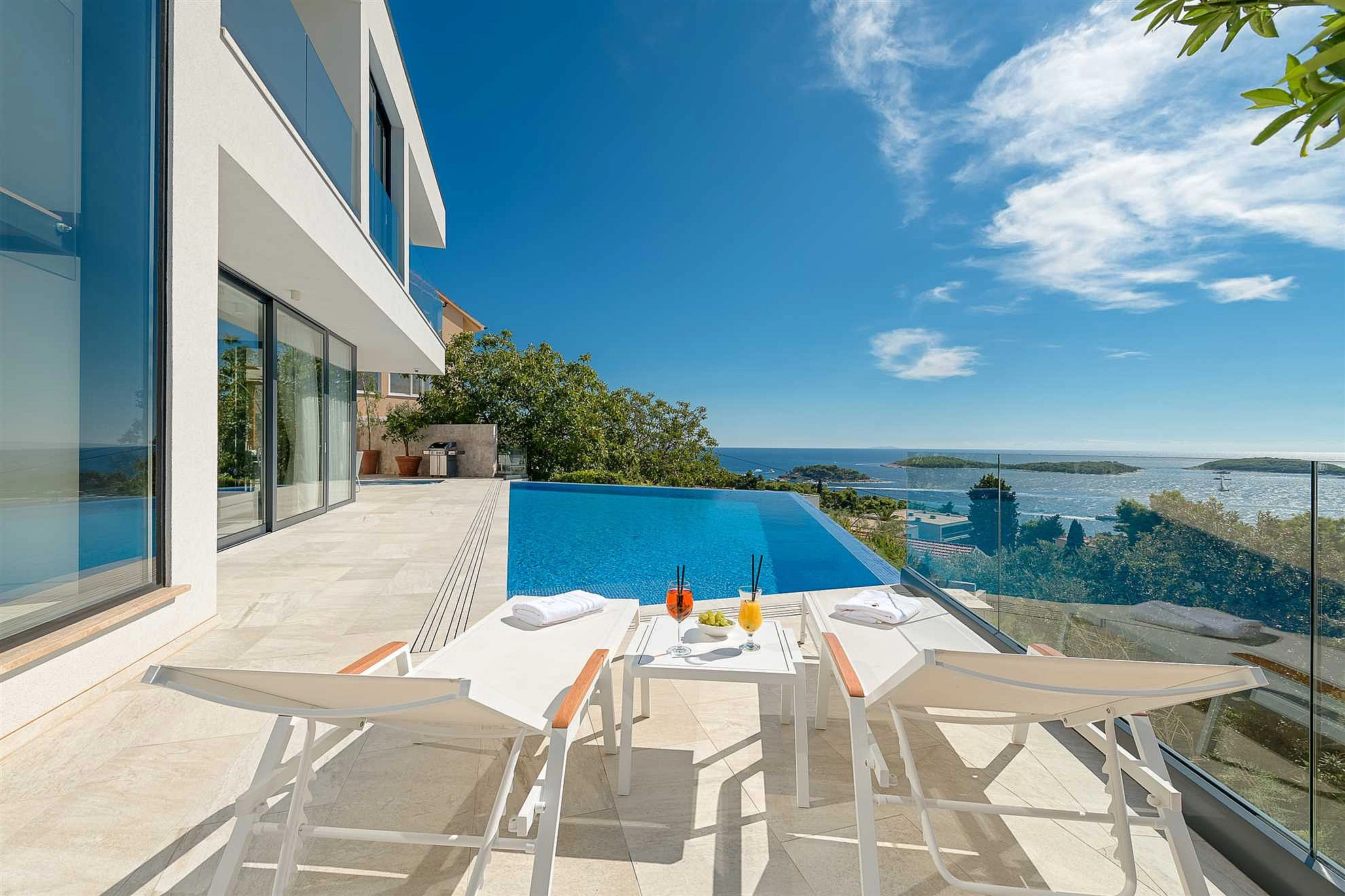 Orvas Villa 316