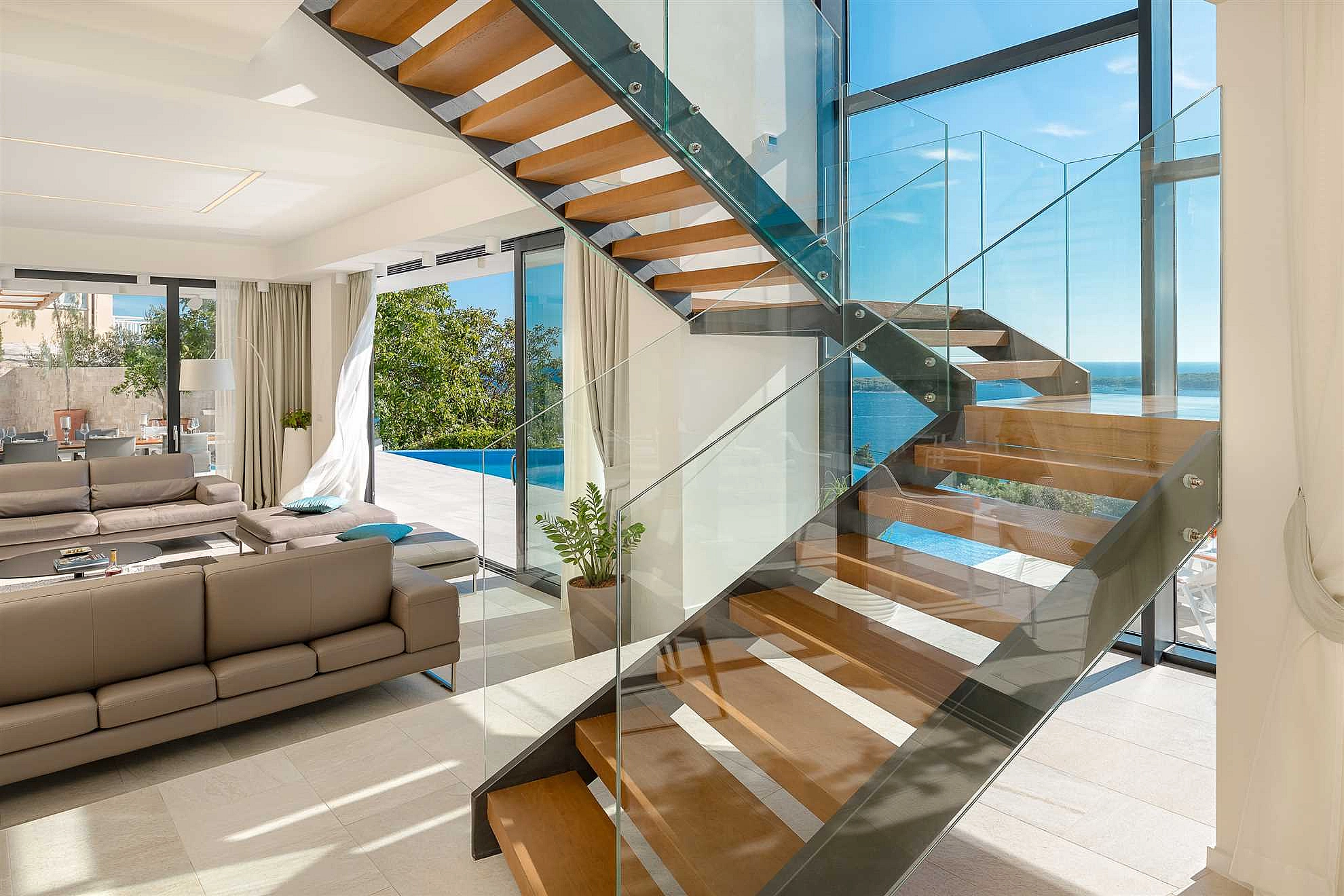 Orvas Villa 316