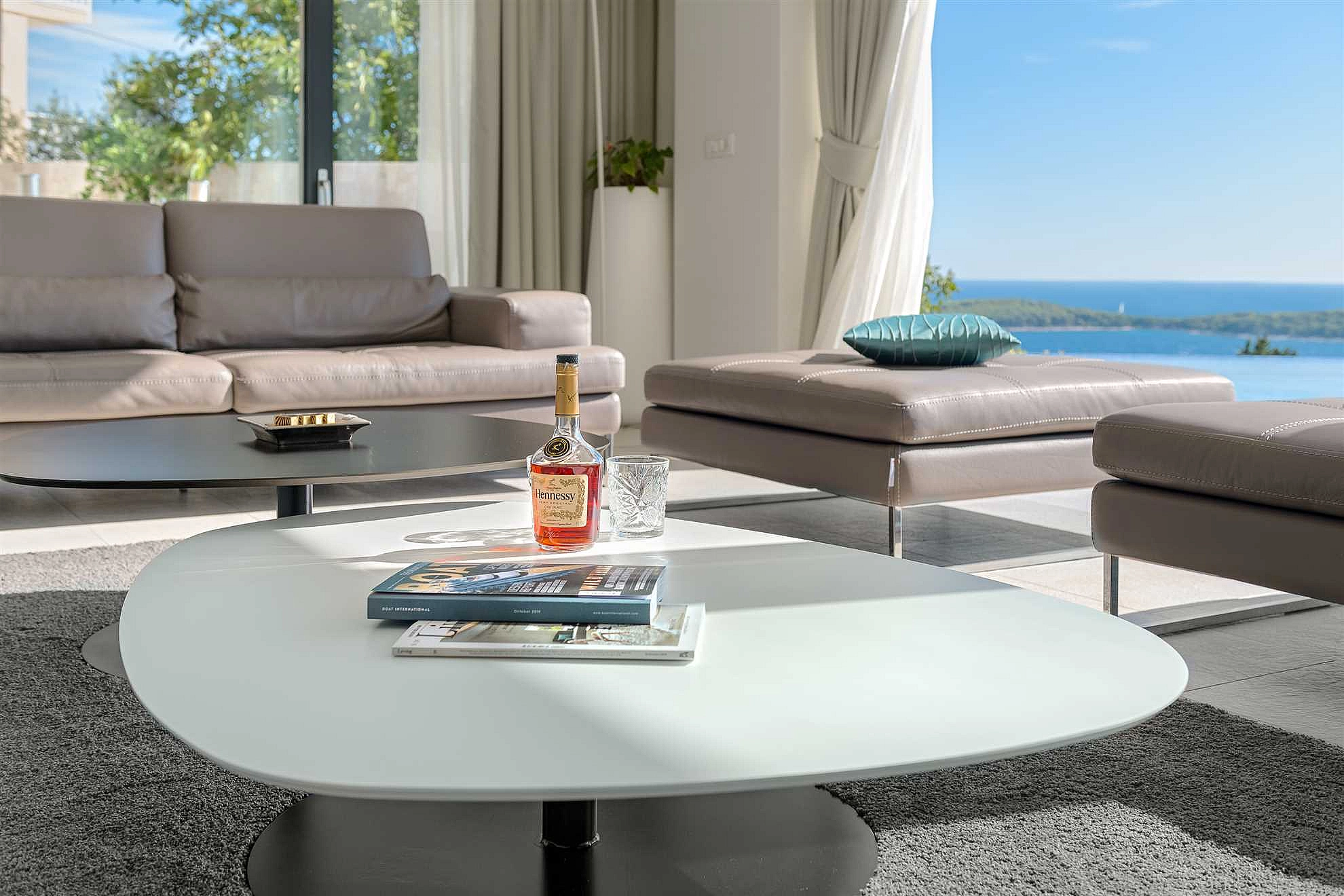Orvas Villa 316