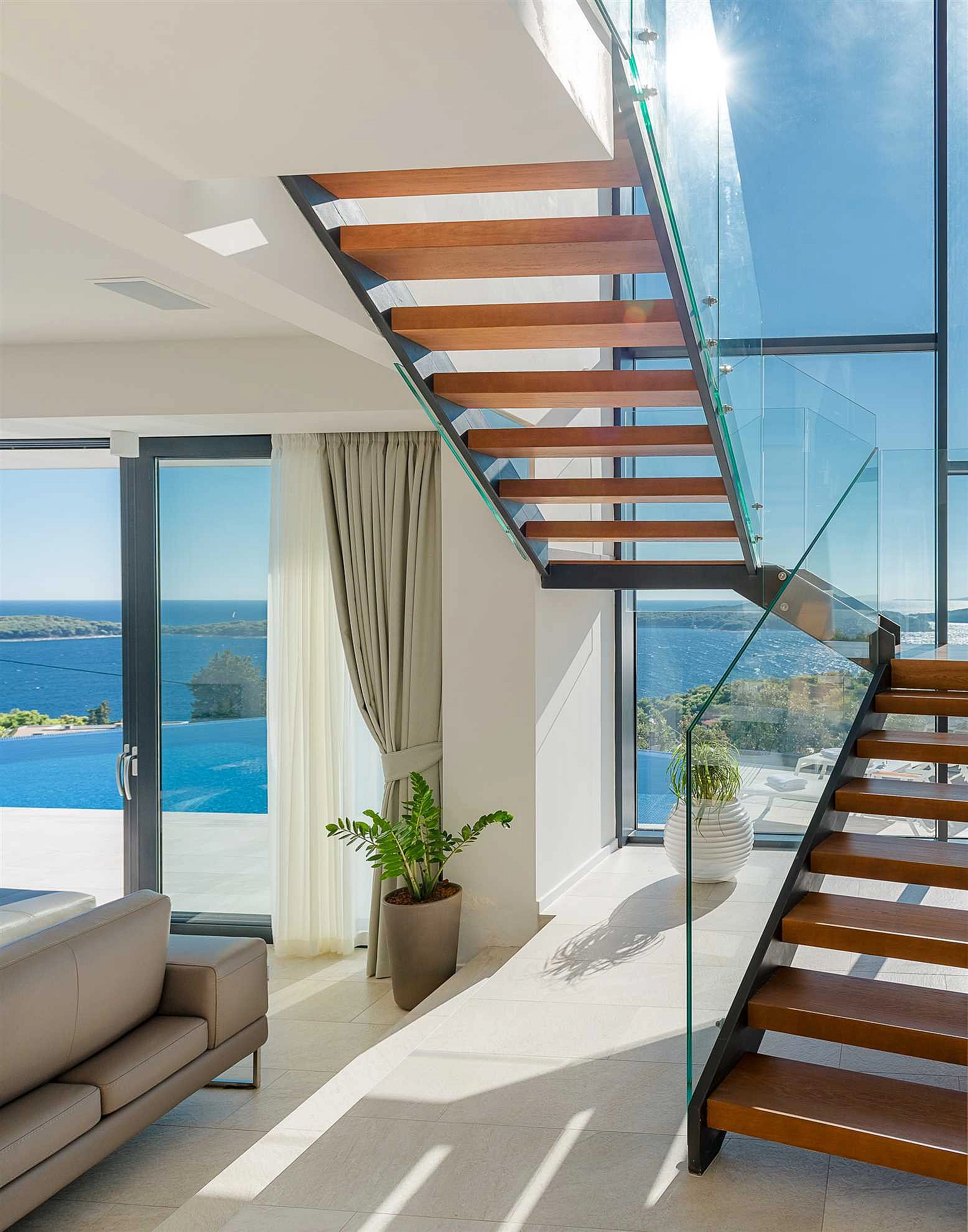 Orvas Villa 316