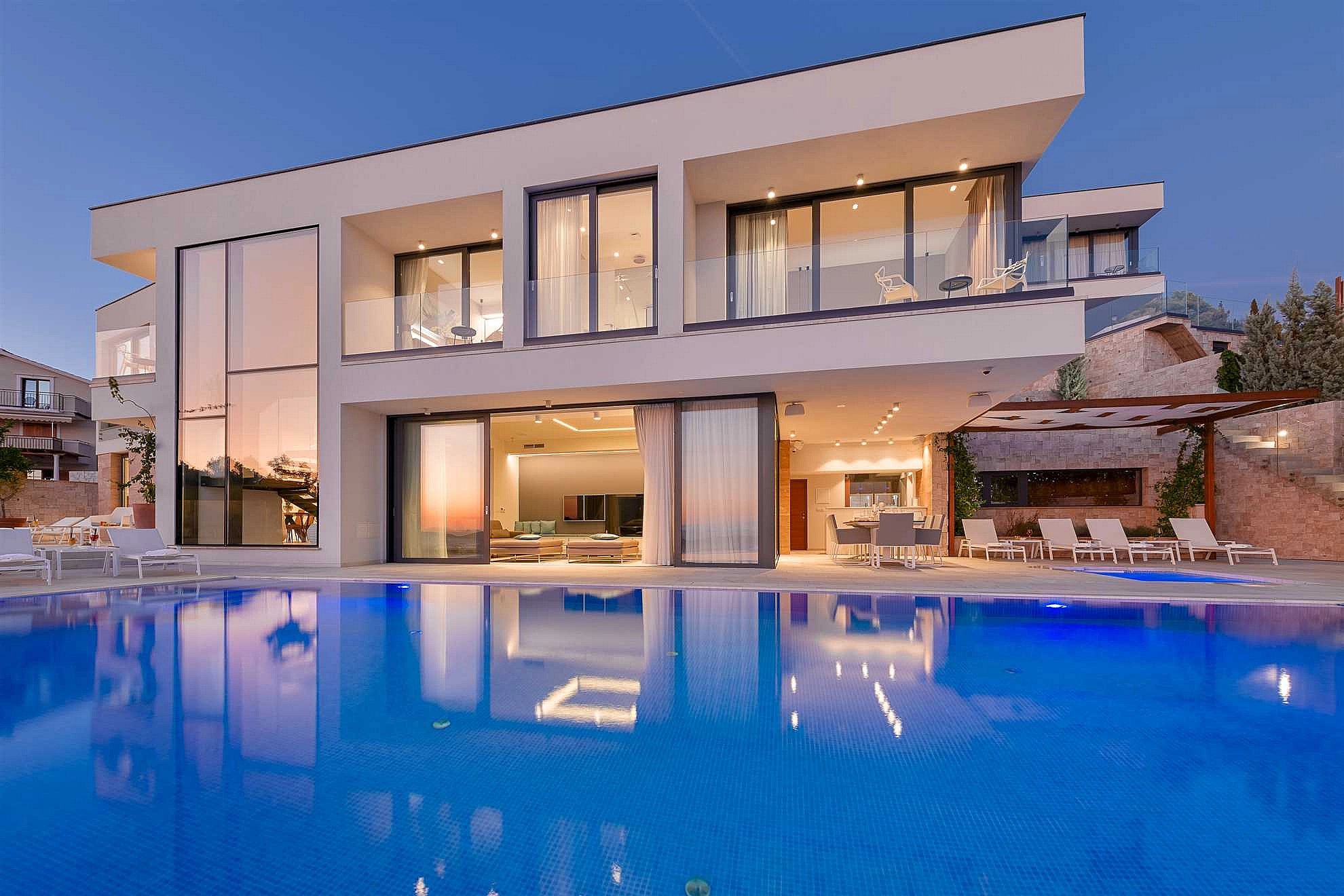 Orvas Villa 316