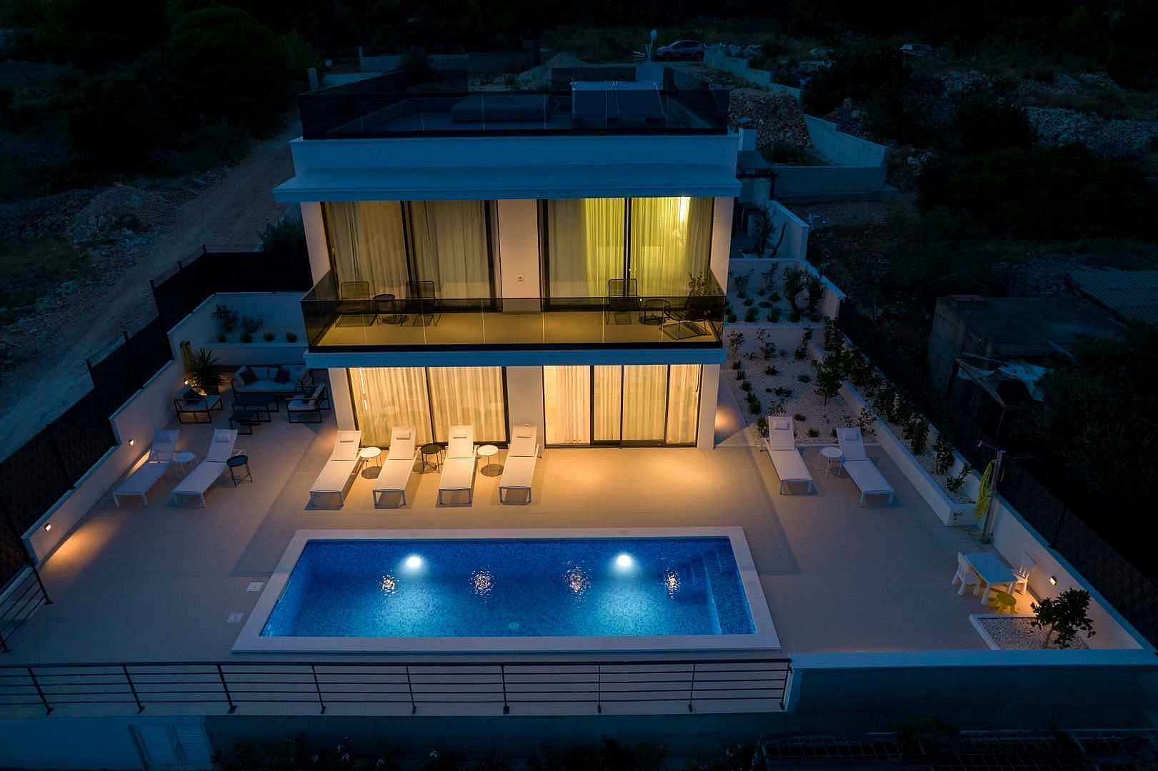 Orvas villa 320