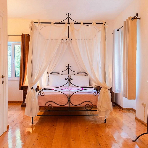 Villa Larysa